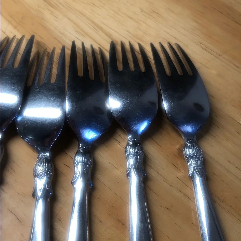 Sophisticated VTG Petal stainless Cutlery Set